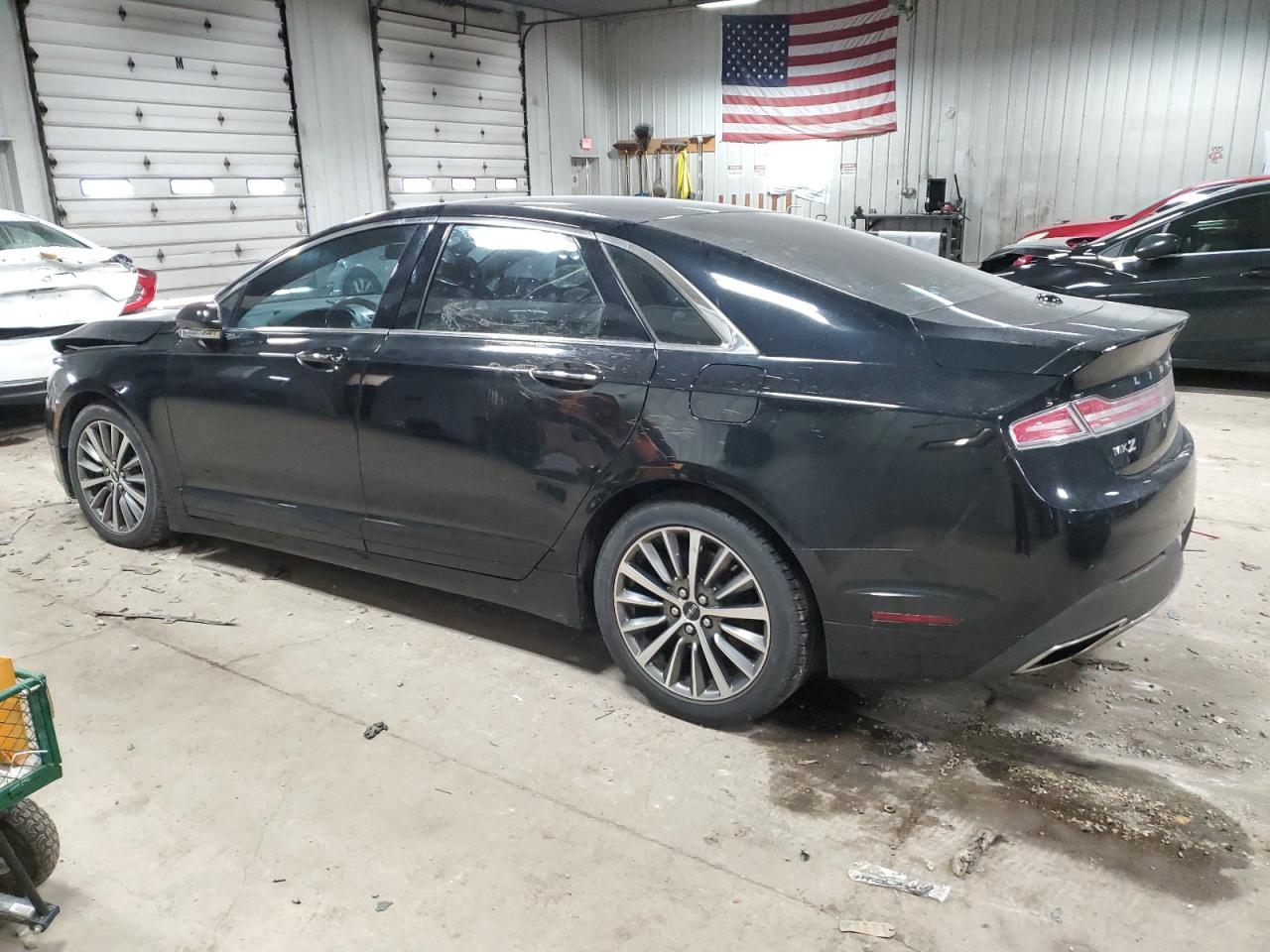 VIN 3LN6L5DC6HR666189 2017 LINCOLN MKZ no.2