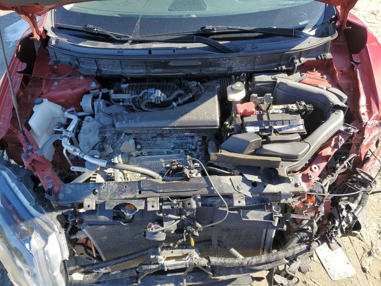 2018 Nissan Rogue - Image 12