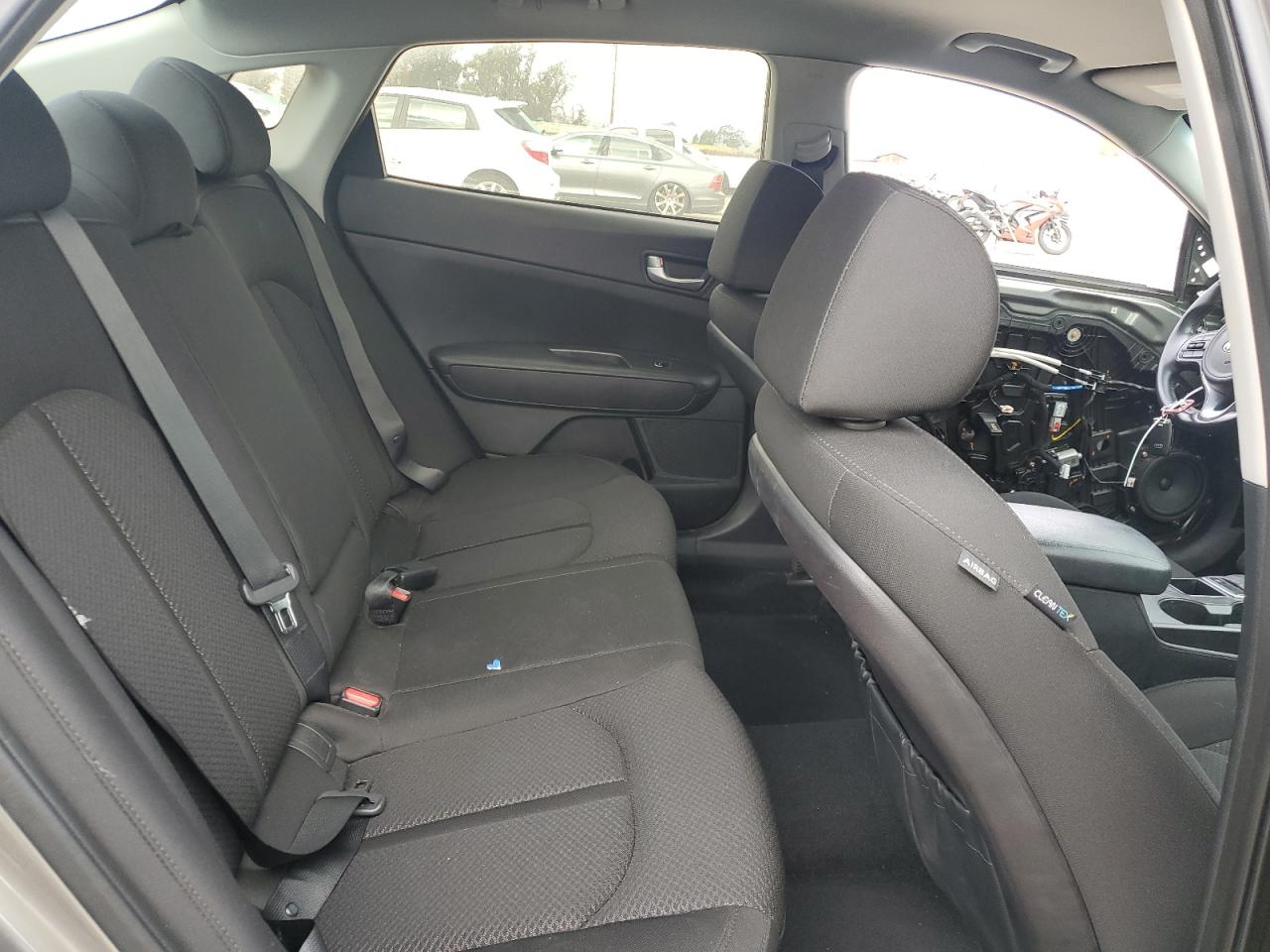 2016 Kia Optima - Image 11