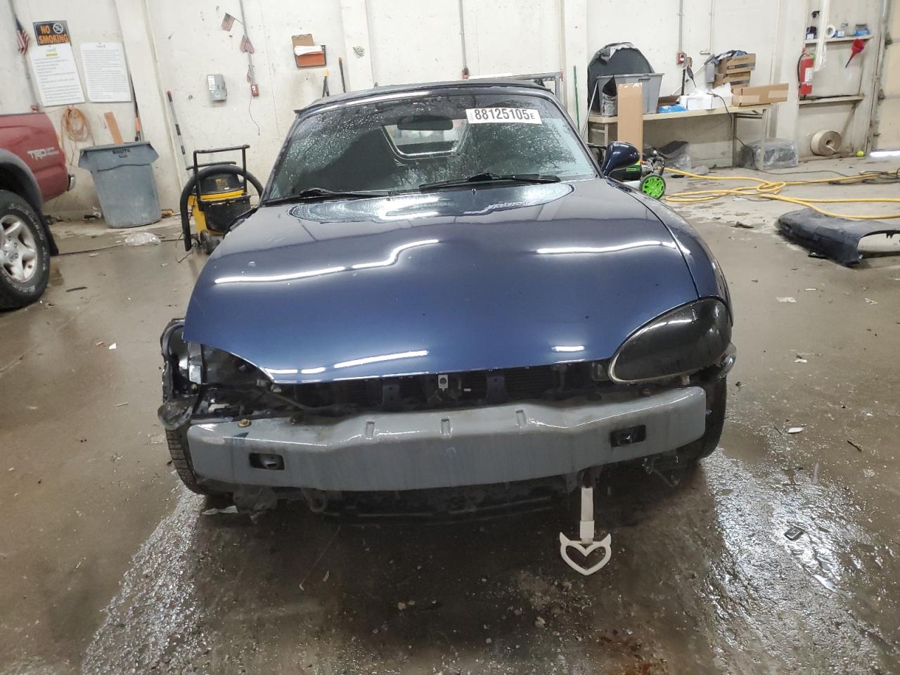 2002 Mazda MX-5 - Image 5