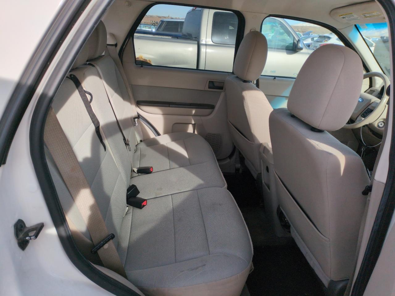 2012 Ford Escape - Image 10