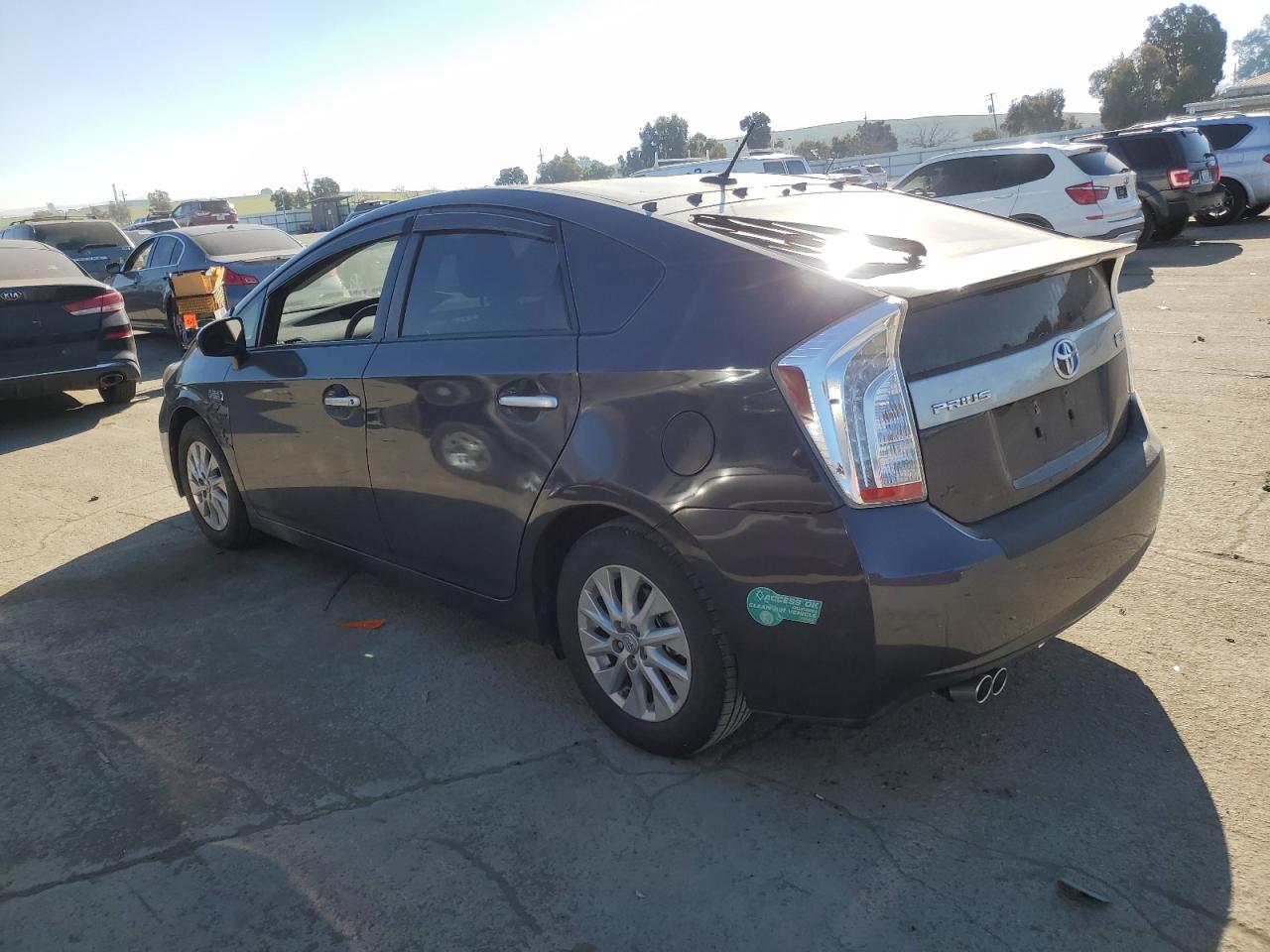 2015 Toyota Prius - Image 2