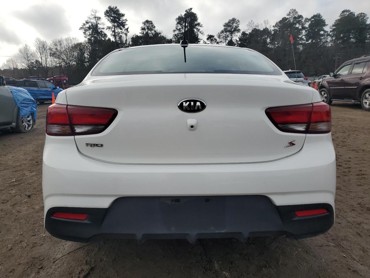 2020 Kia Rio - Image 6