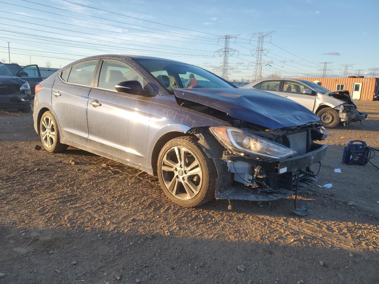 2017 Hyundai Elantra - Image 4