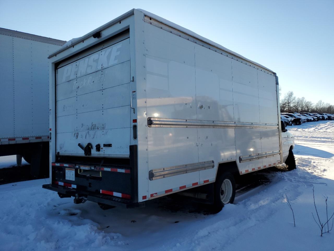 2022 Ford Econoline - Image 3