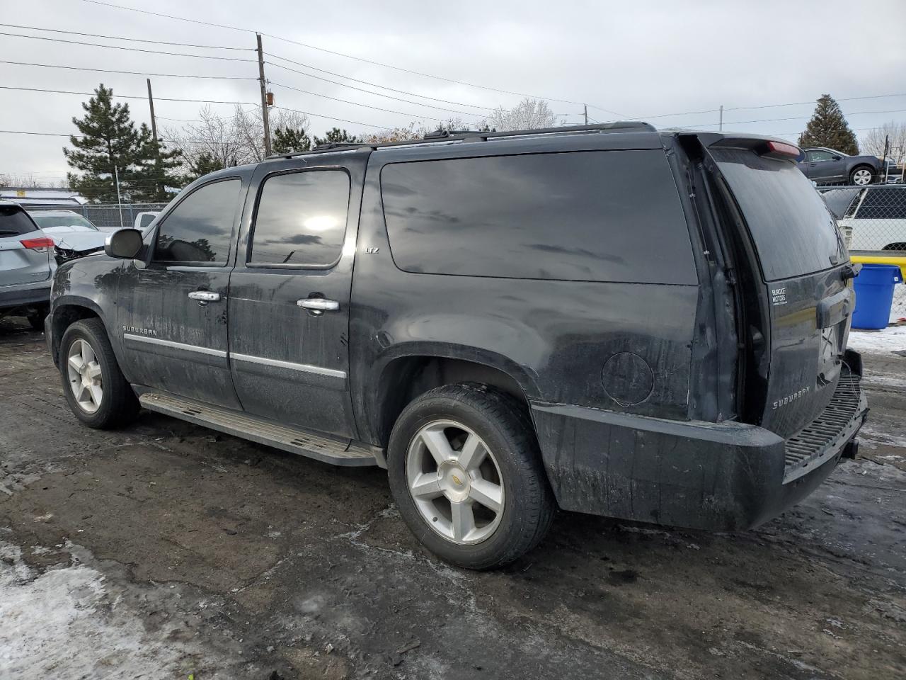 2013 Chevrolet Suburban - Image 2
