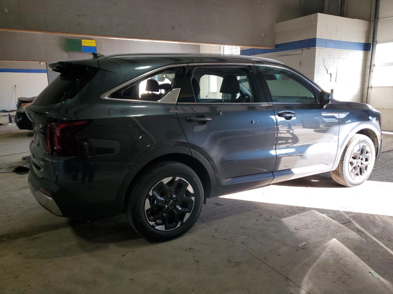 2024 Kia Sorento - Image 3
