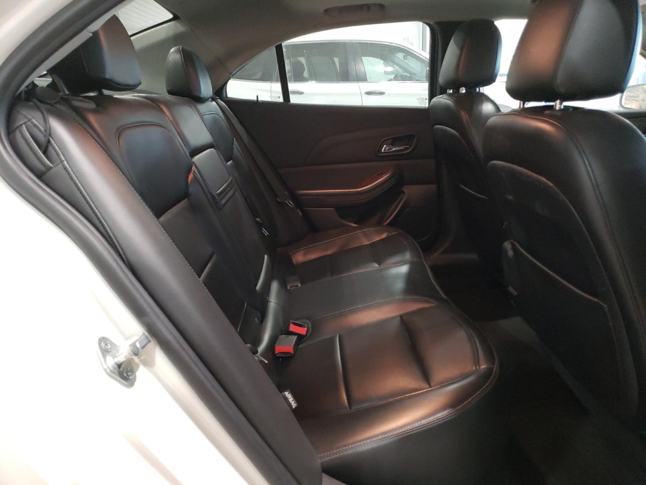 2013 Chevrolet Malibu - Image 10