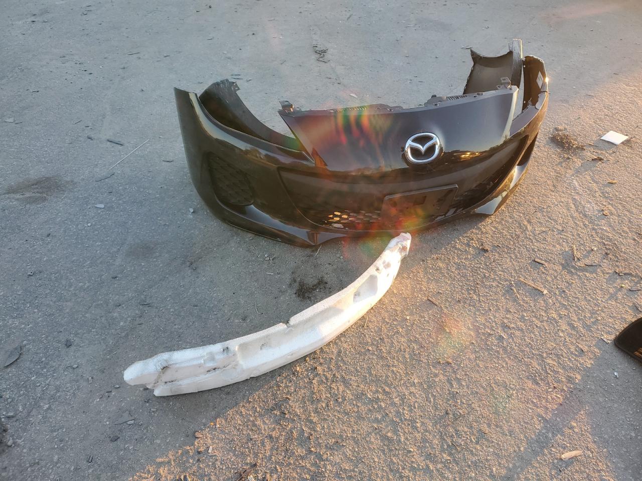 2012 Mazda 3 - Image 14