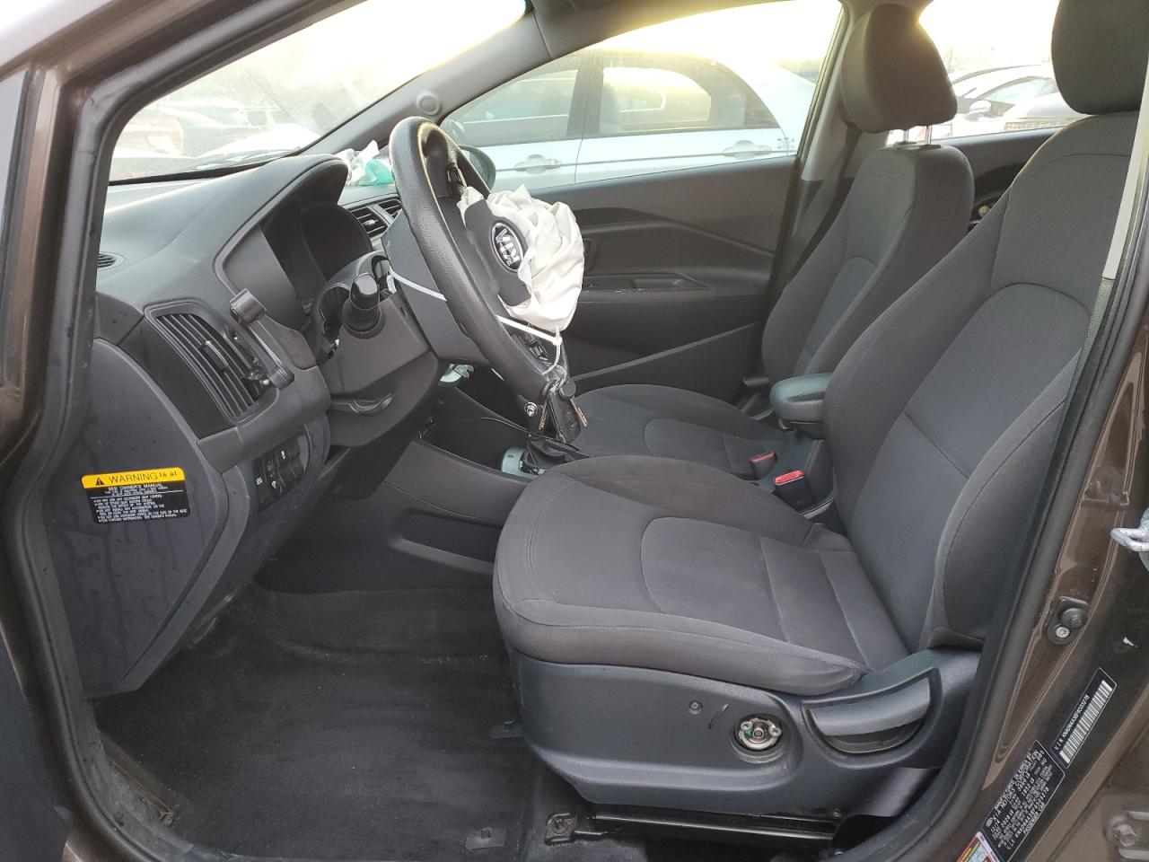 2015 Kia Rio - Image 7