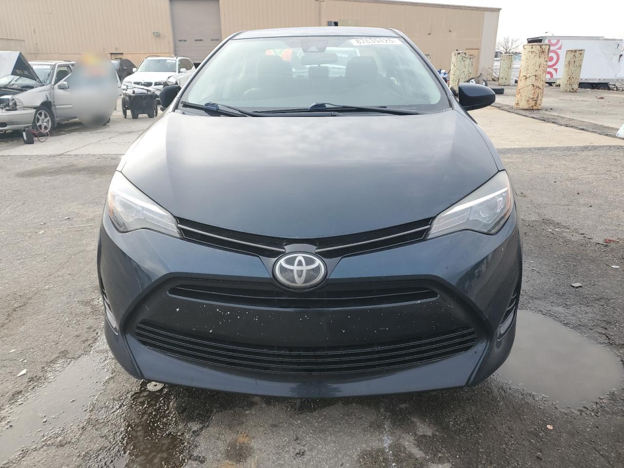 2017 Toyota Corolla - Image 5