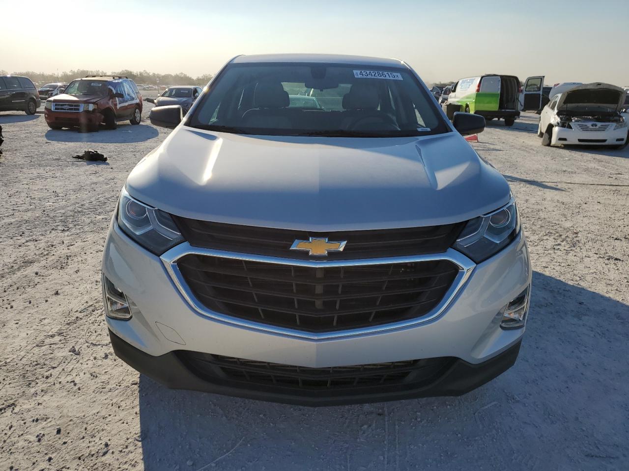 2018 Chevrolet Equinox - Image 5