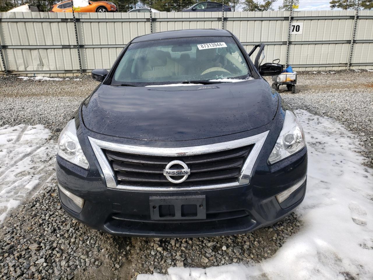 2015 Nissan Altima - Image 5