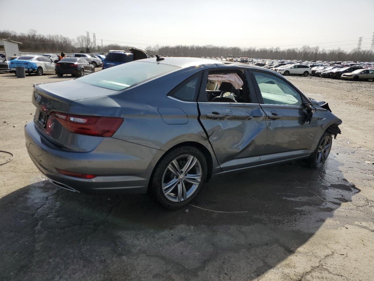 2020 Volkswagen Jetta - Image 3