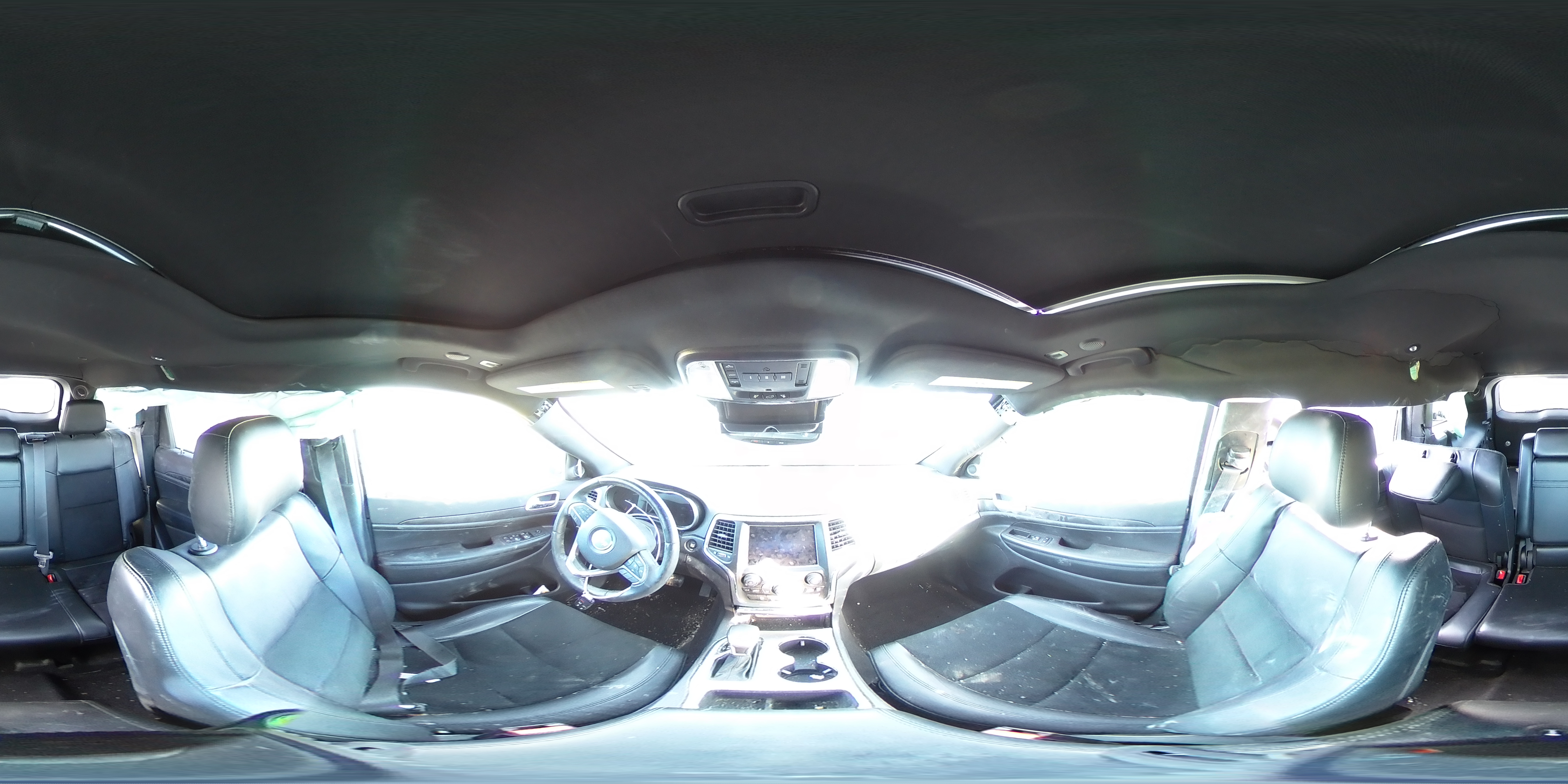 2018 Jeep Grand Cherokee - Image 13