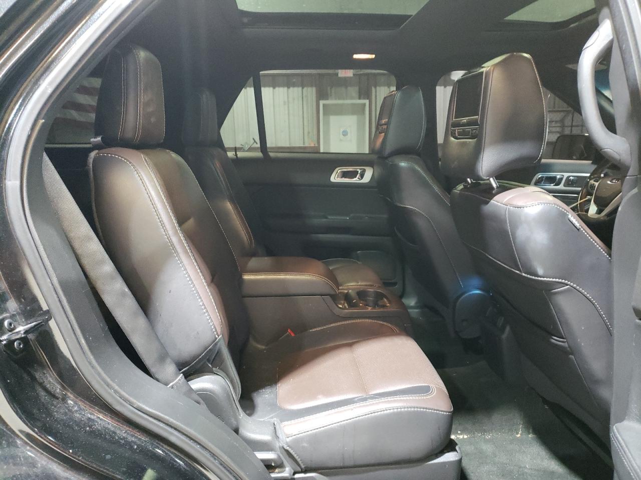 2014 Ford Explorer - Image 11