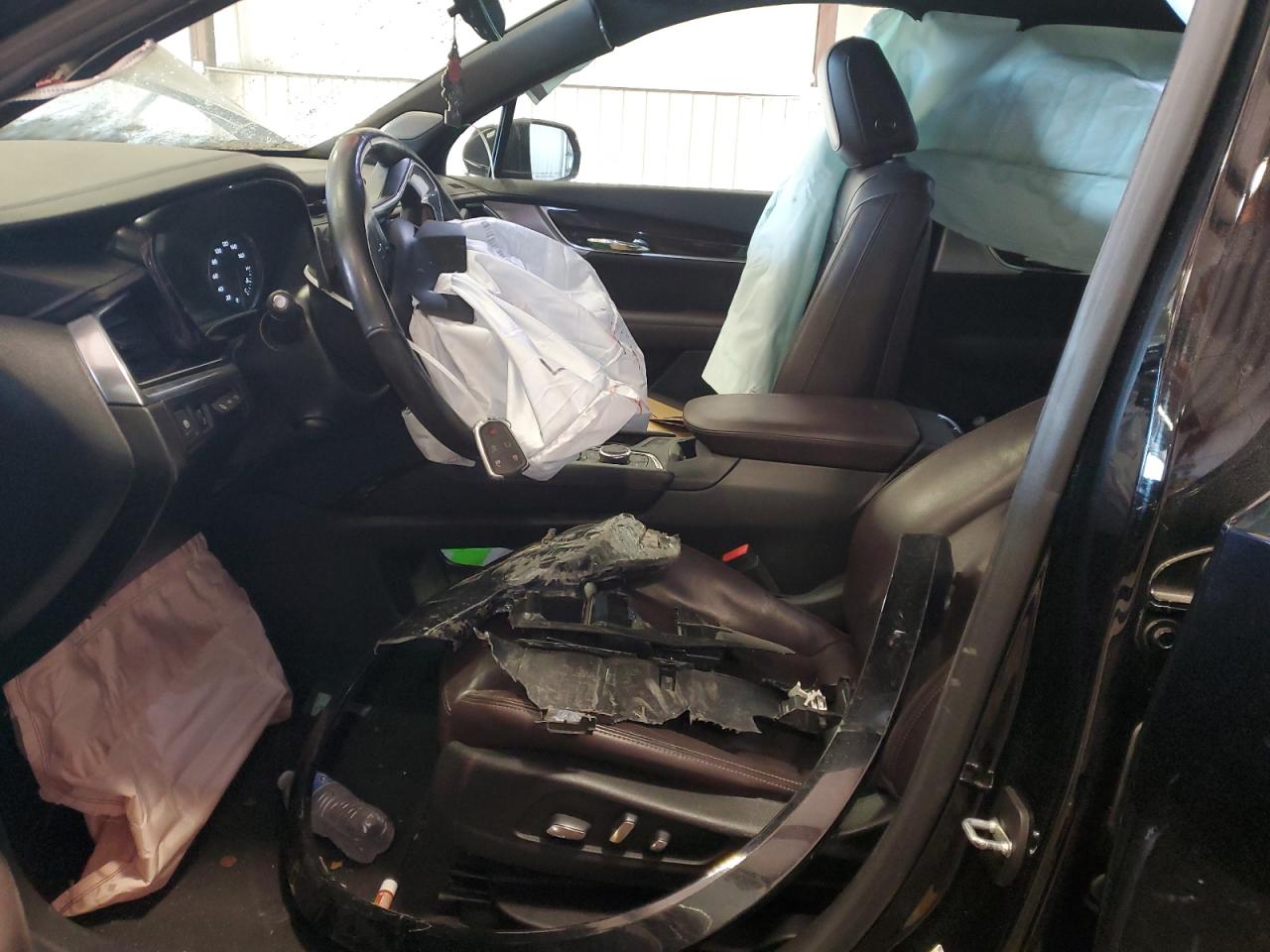 2020 Cadillac XT6 - Image 7