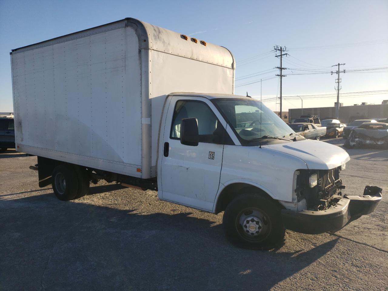 2015 Chevrolet Express - Image 4