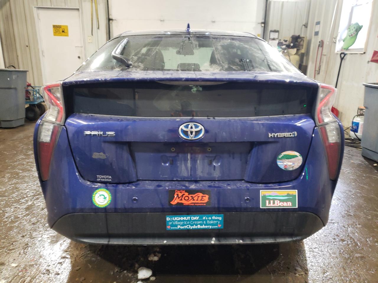2018 Toyota Prius - Image 6