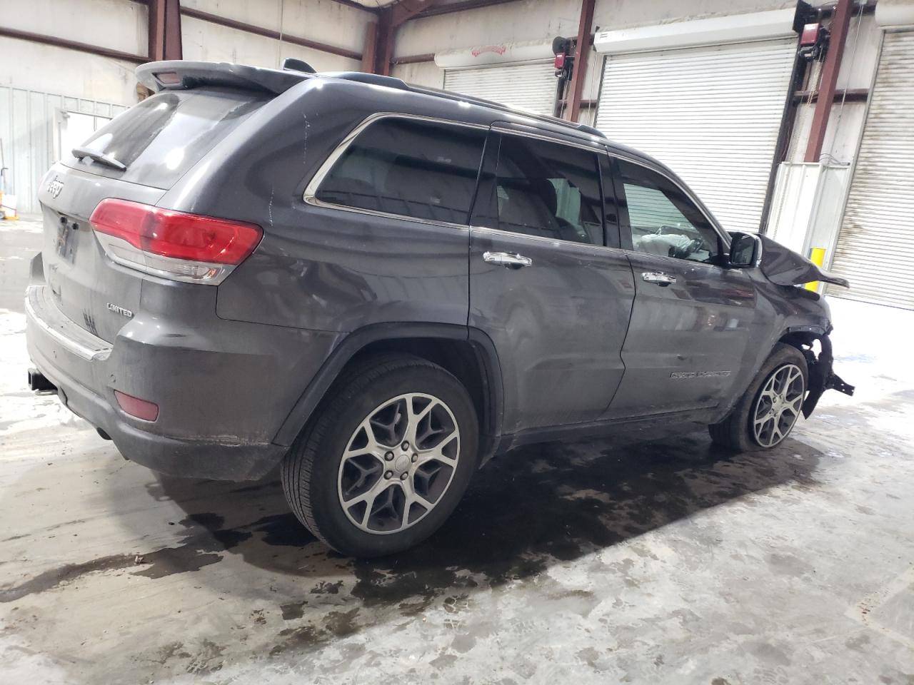 2019 Jeep Grand Cherokee - Image 3