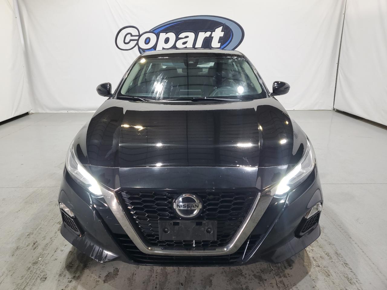 2021 Nissan Altima - Image 5