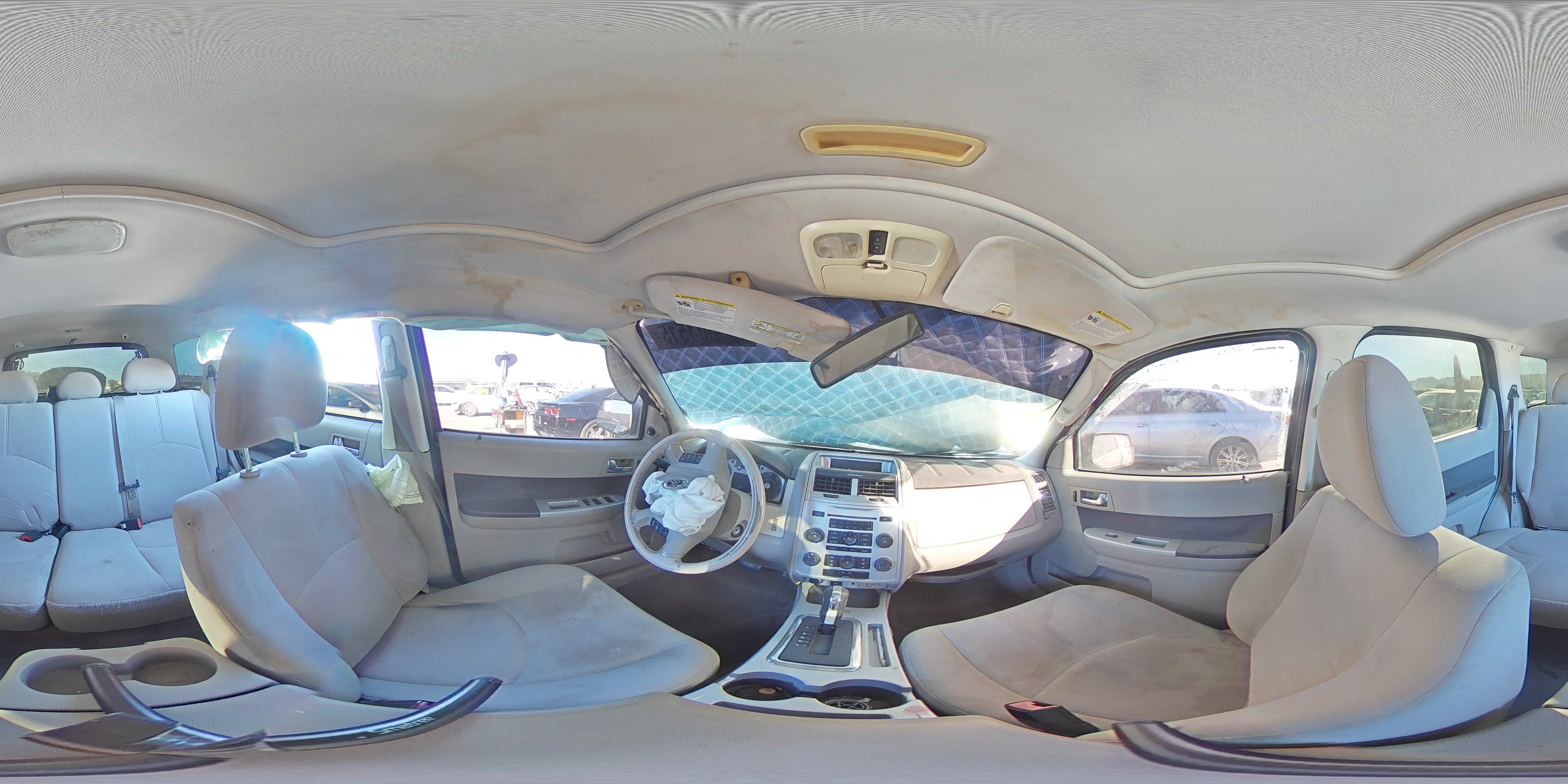 2011 Mercury Mariner - Image 14