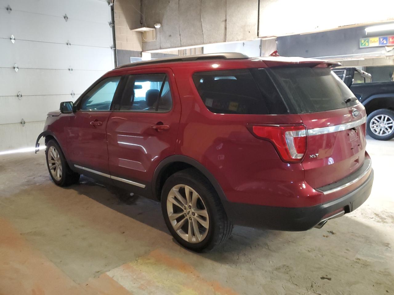 2018 Ford Explorer - Image 2