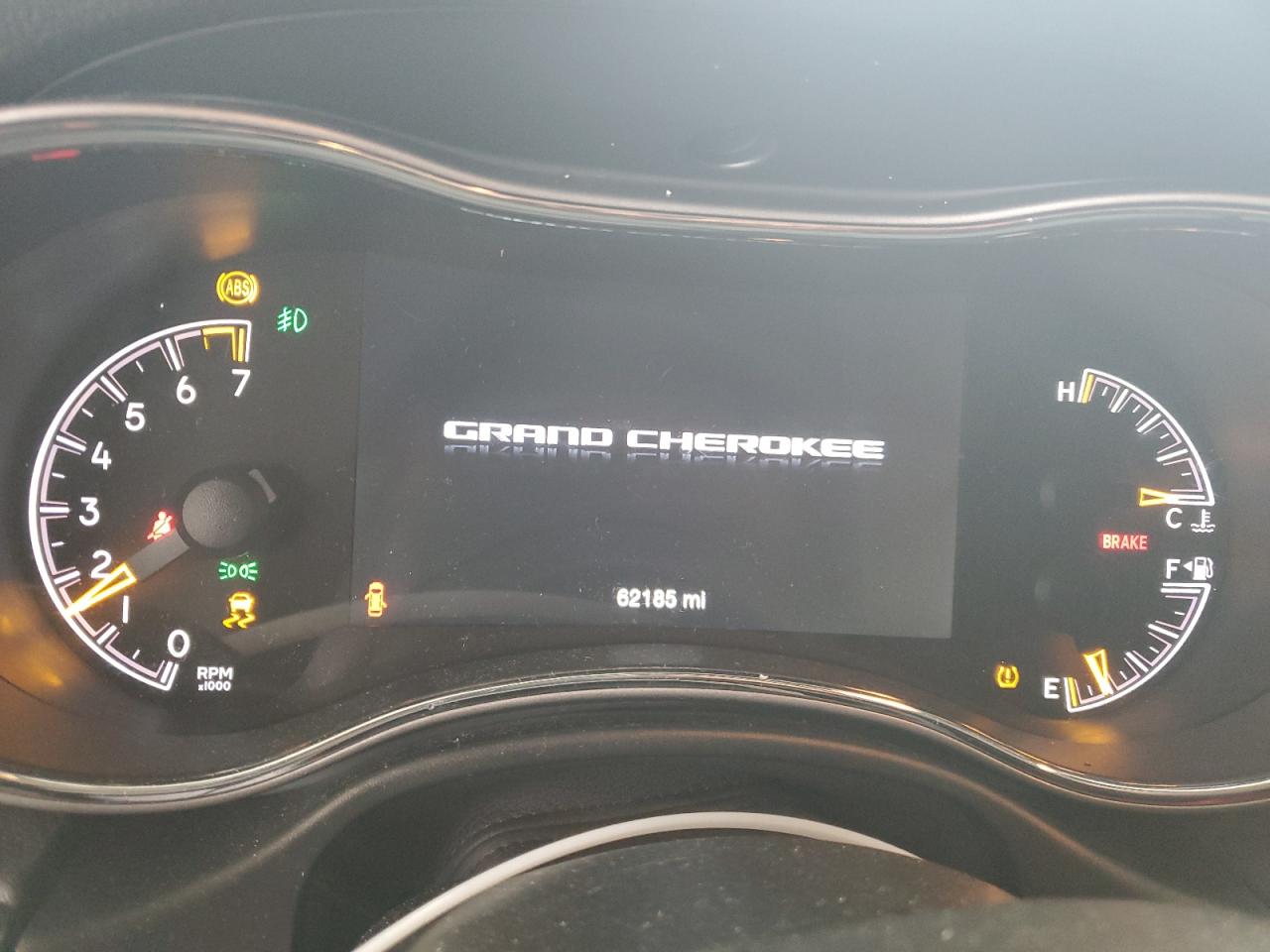 2020 Jeep Grand Cherokee - Image 9