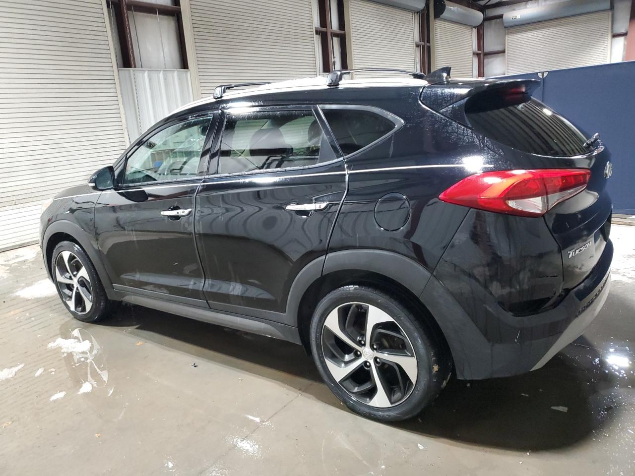 2016 Hyundai Tucson - Image 2