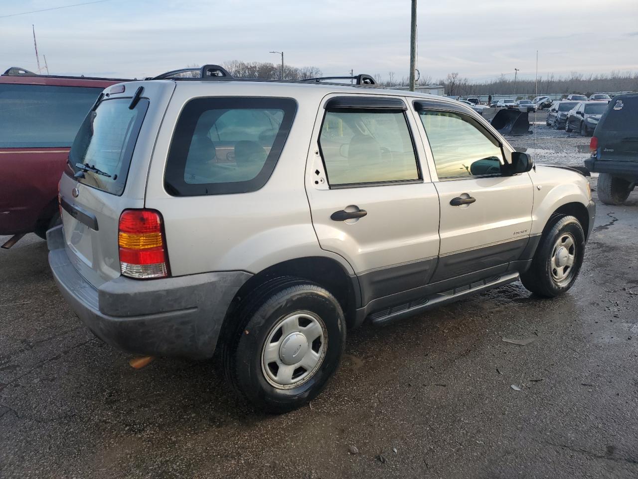 2002 Ford Escape - Image 3