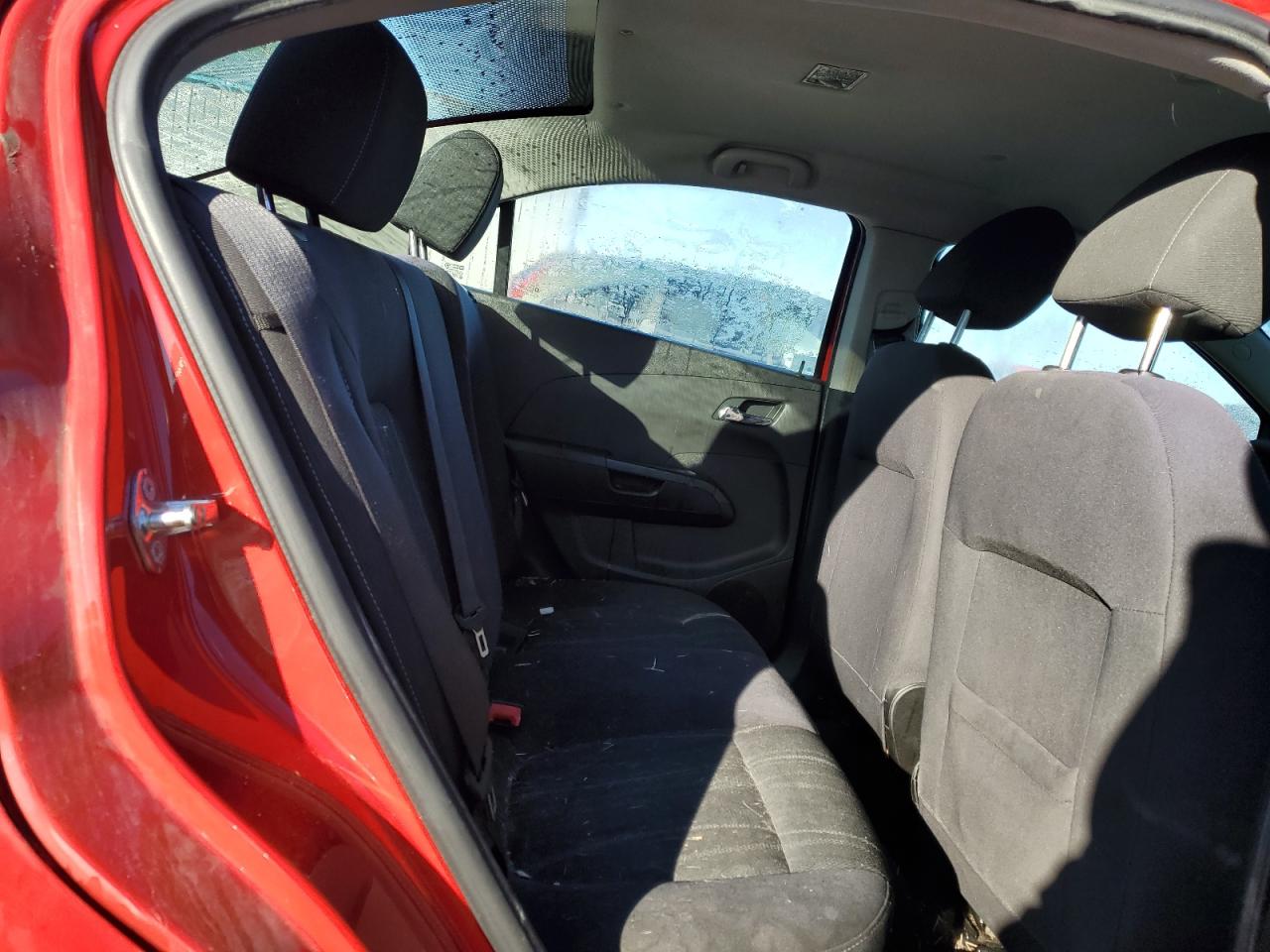 2012 Chevrolet Sonic - Image 10