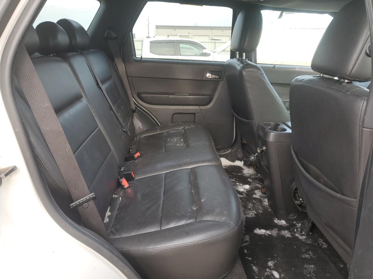 2009 Ford Escape - Image 10