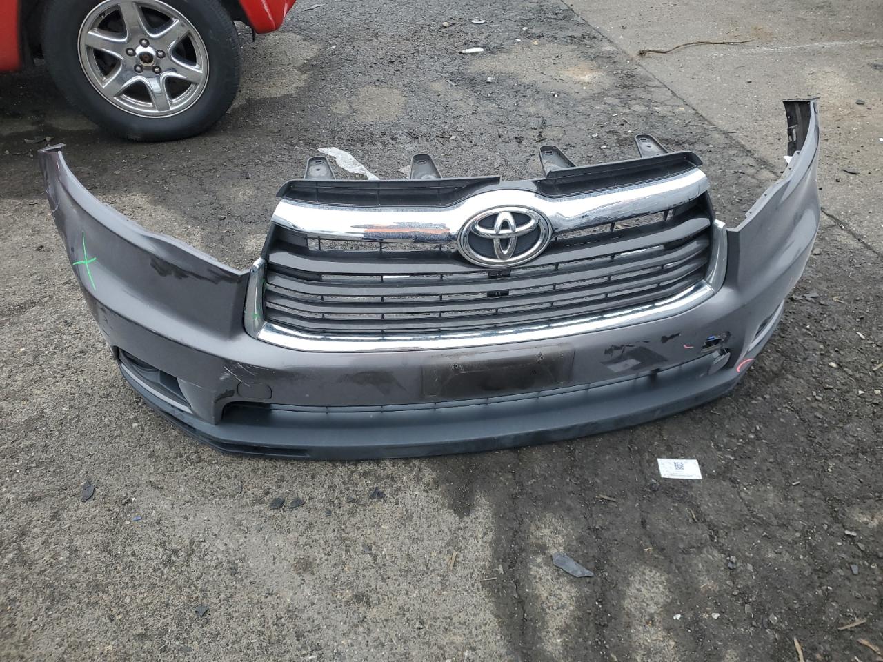 2015 Toyota Highlander - Image 13