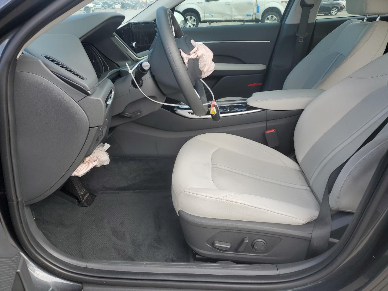 2023 Hyundai Sonata - Image 7