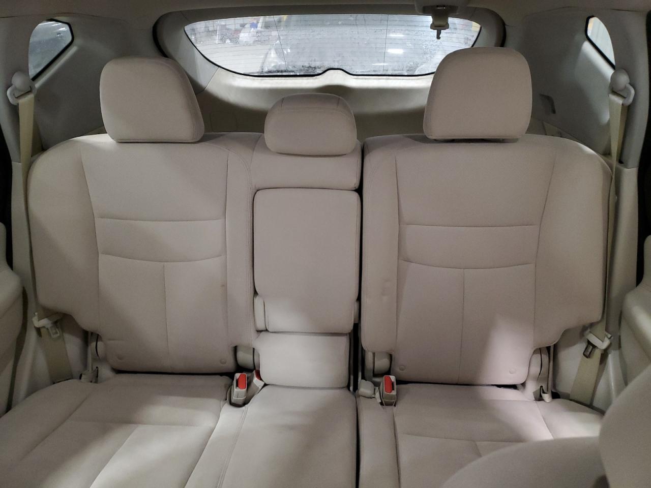 2015 Nissan Murano - Image 10