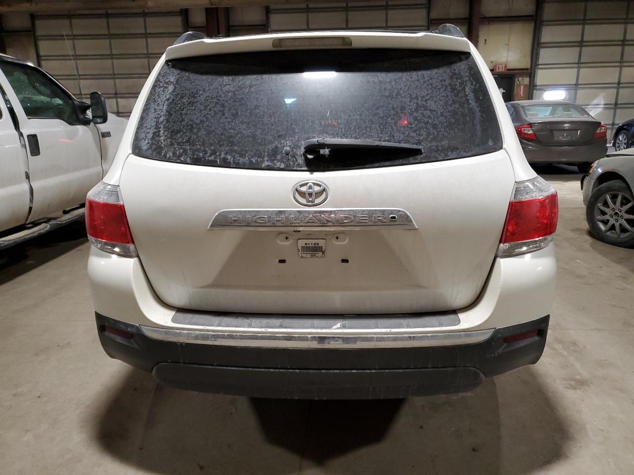 2013 Toyota Highlander - Image 6