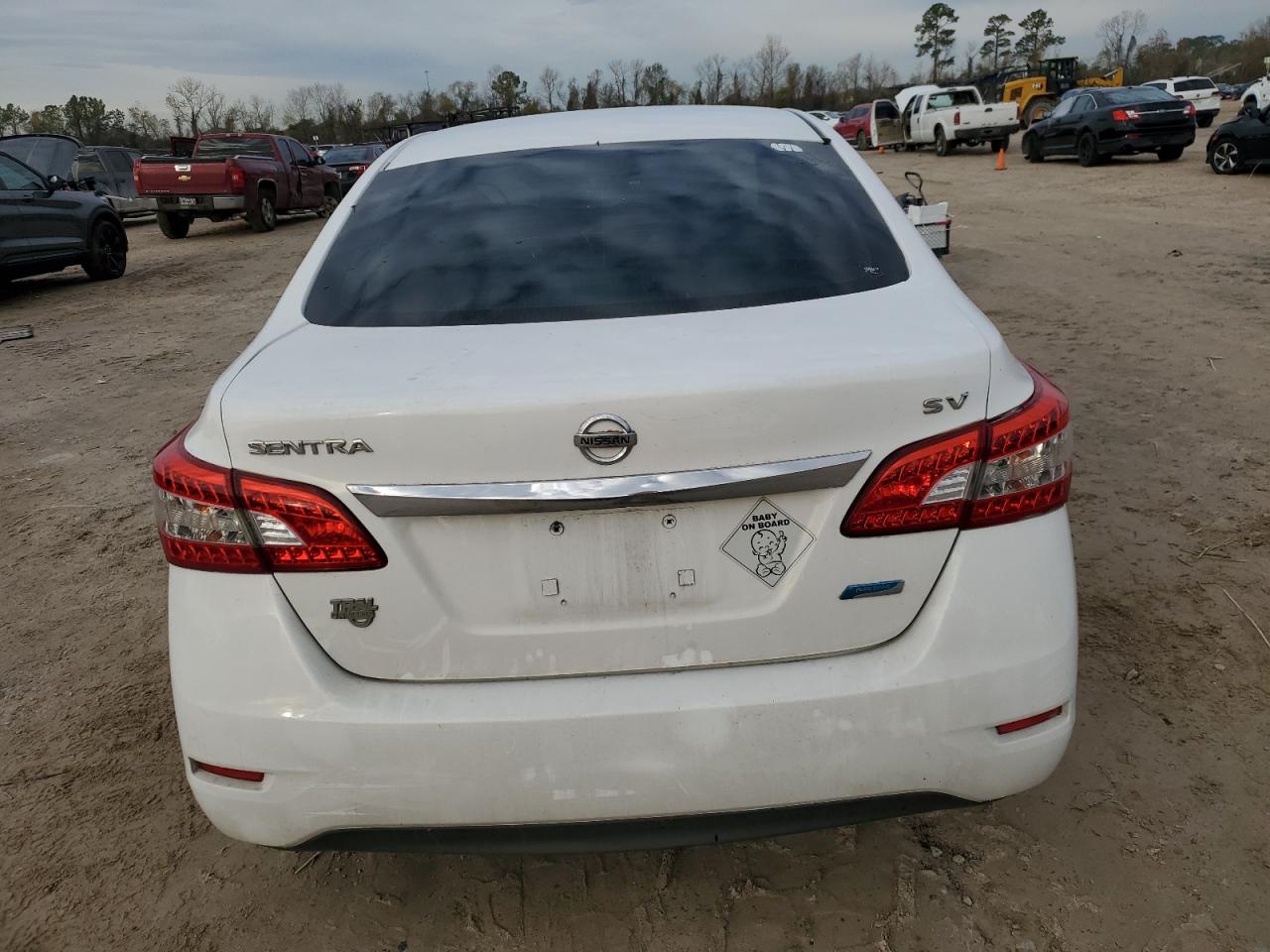 2014 Nissan Sentra - Image 6