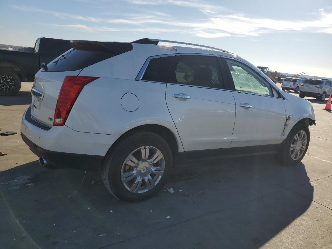 VIN 3GYFNBE38FS580927 2015 CADILLAC SRX no.3