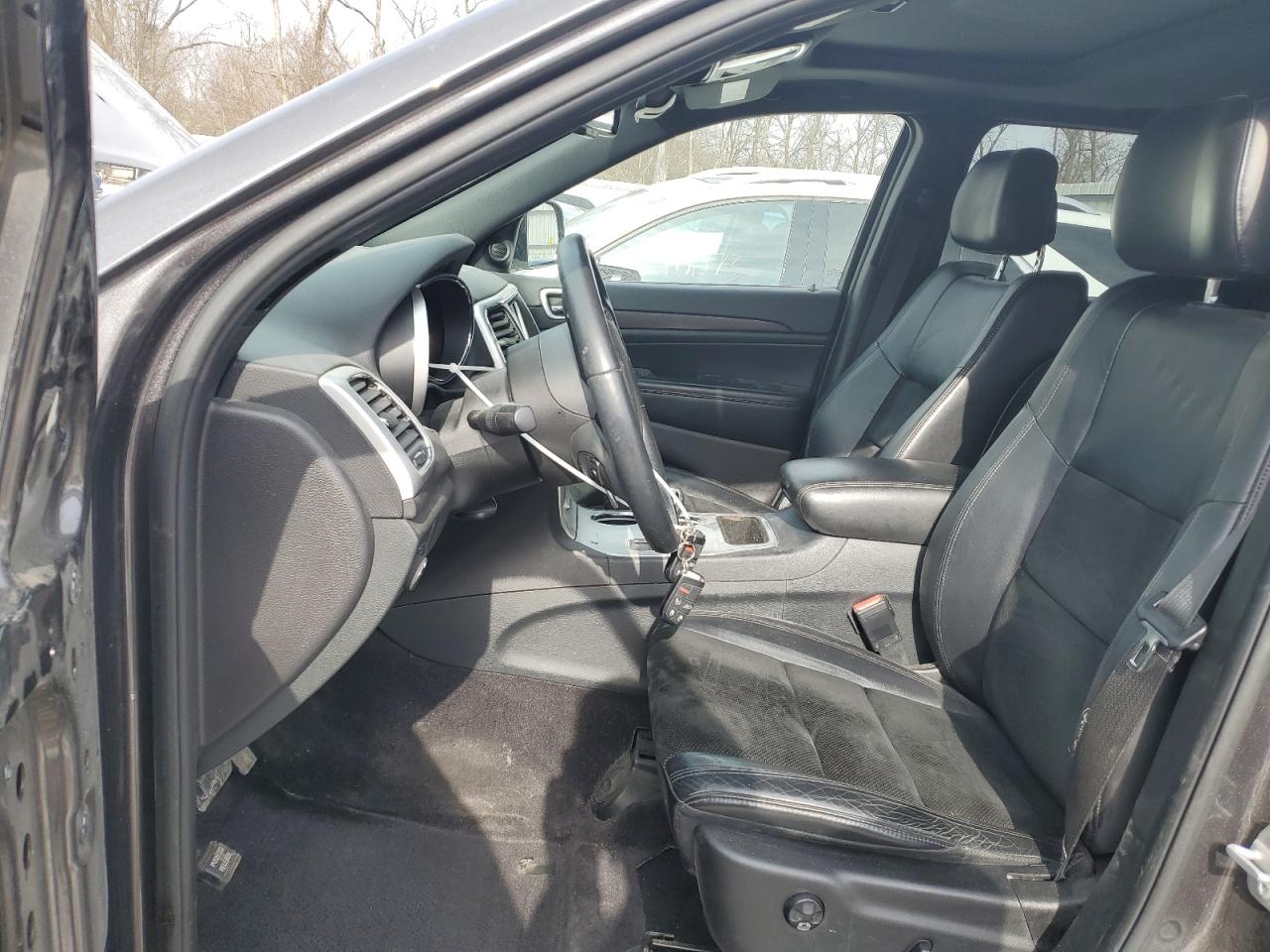 2015 Jeep Grand Cherokee - Image 7