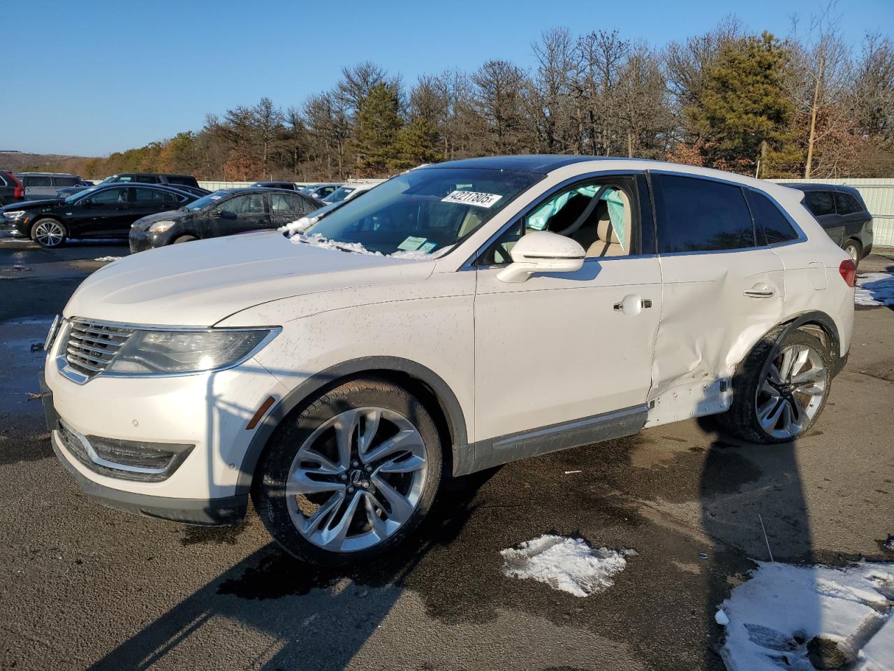 2017 Lincoln MKX - Image 1