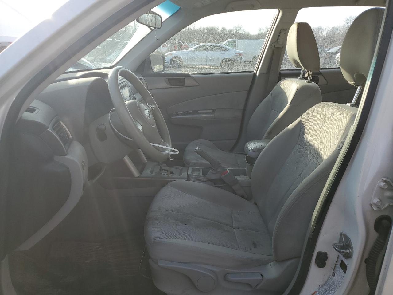 2010 Subaru Forester - Image 7