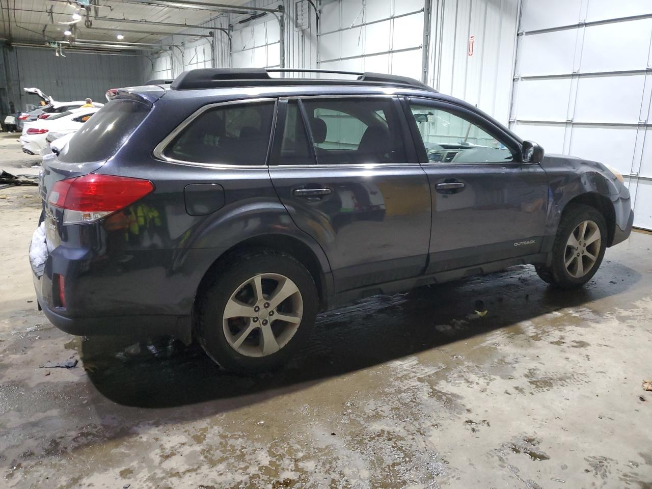 2013 Subaru Outback - Image 3