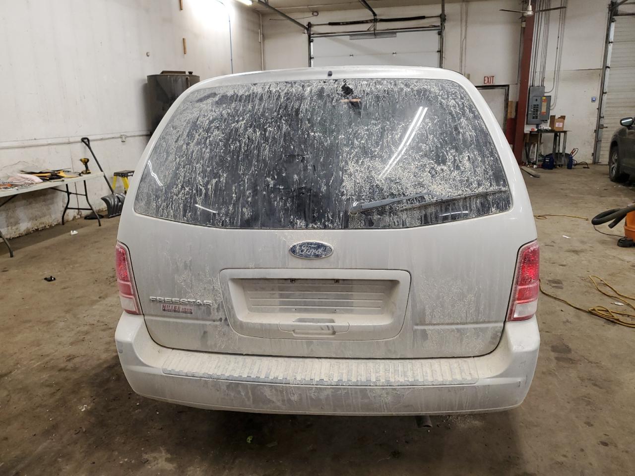2004 Ford Freestar - Image 6