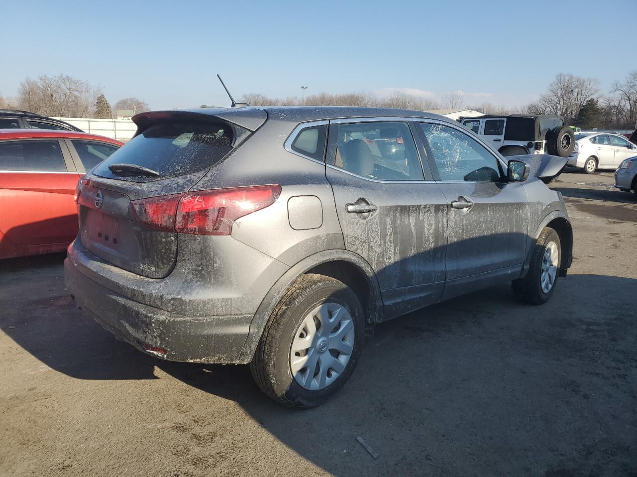 2019 Nissan Rogue - Image 3