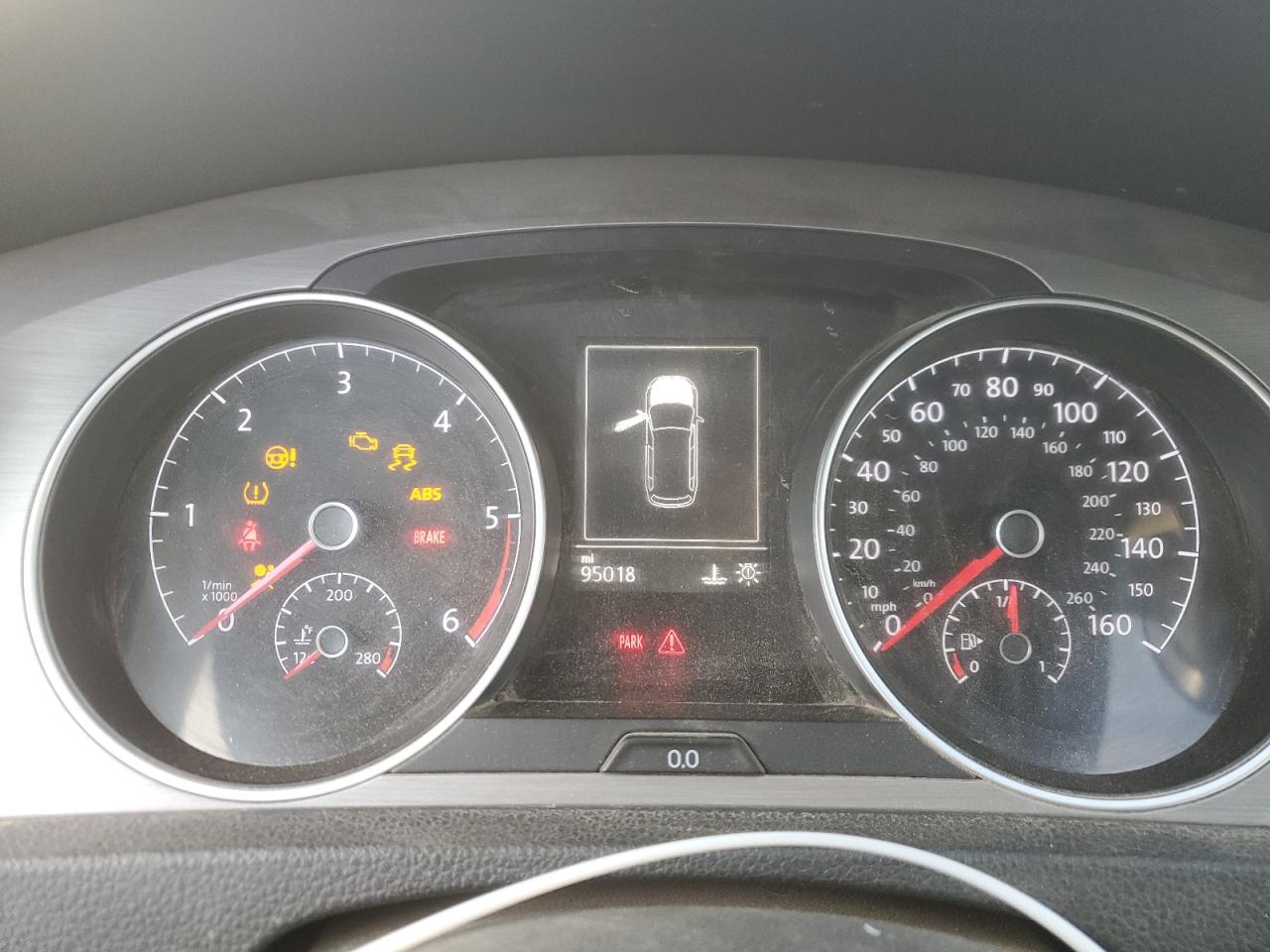 2015 Volkswagen Golf - Image 9