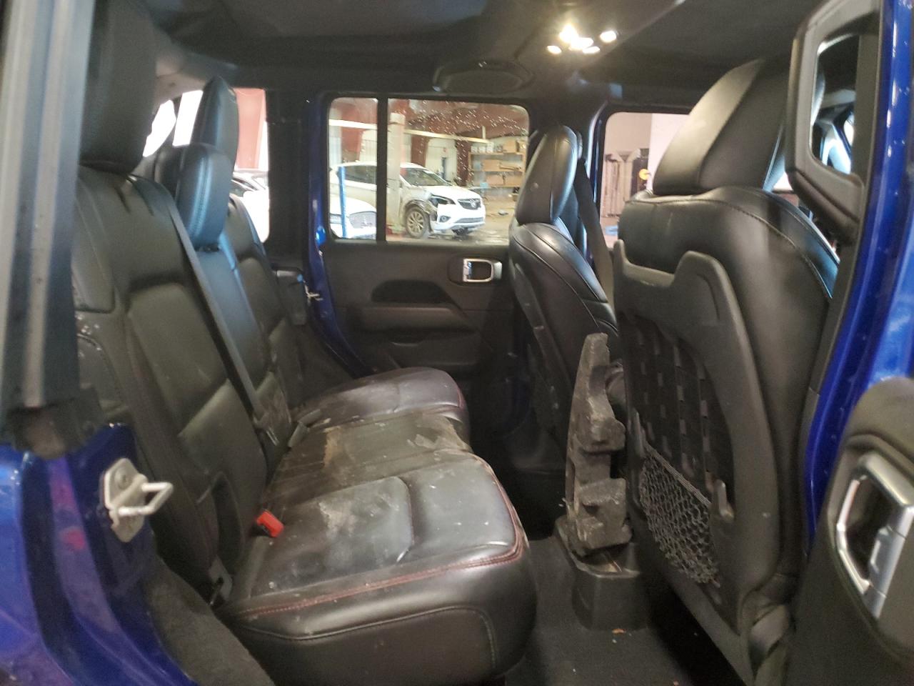 2020 Jeep Wrangler - Image 11