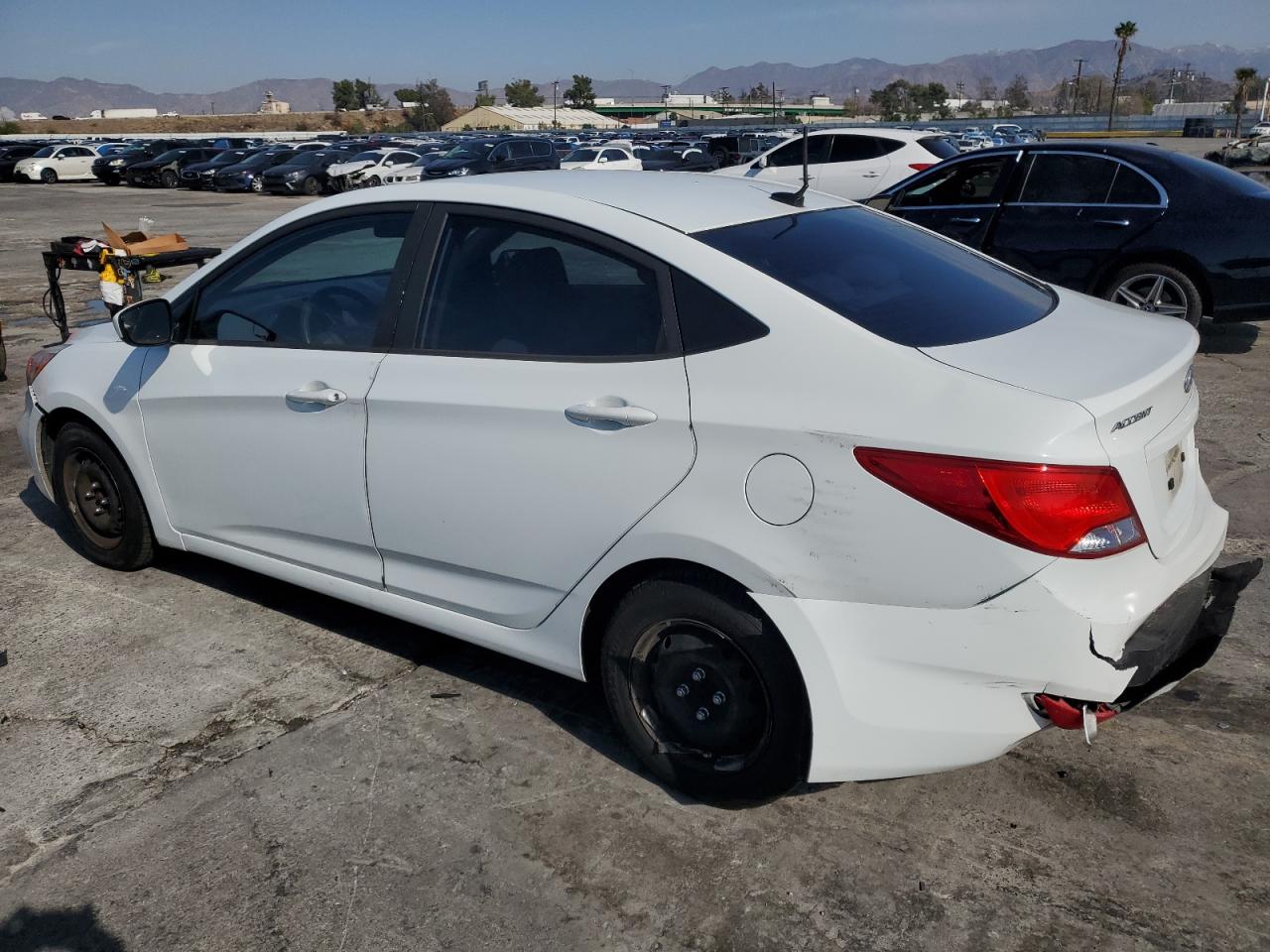 2015 Hyundai Accent - Image 2