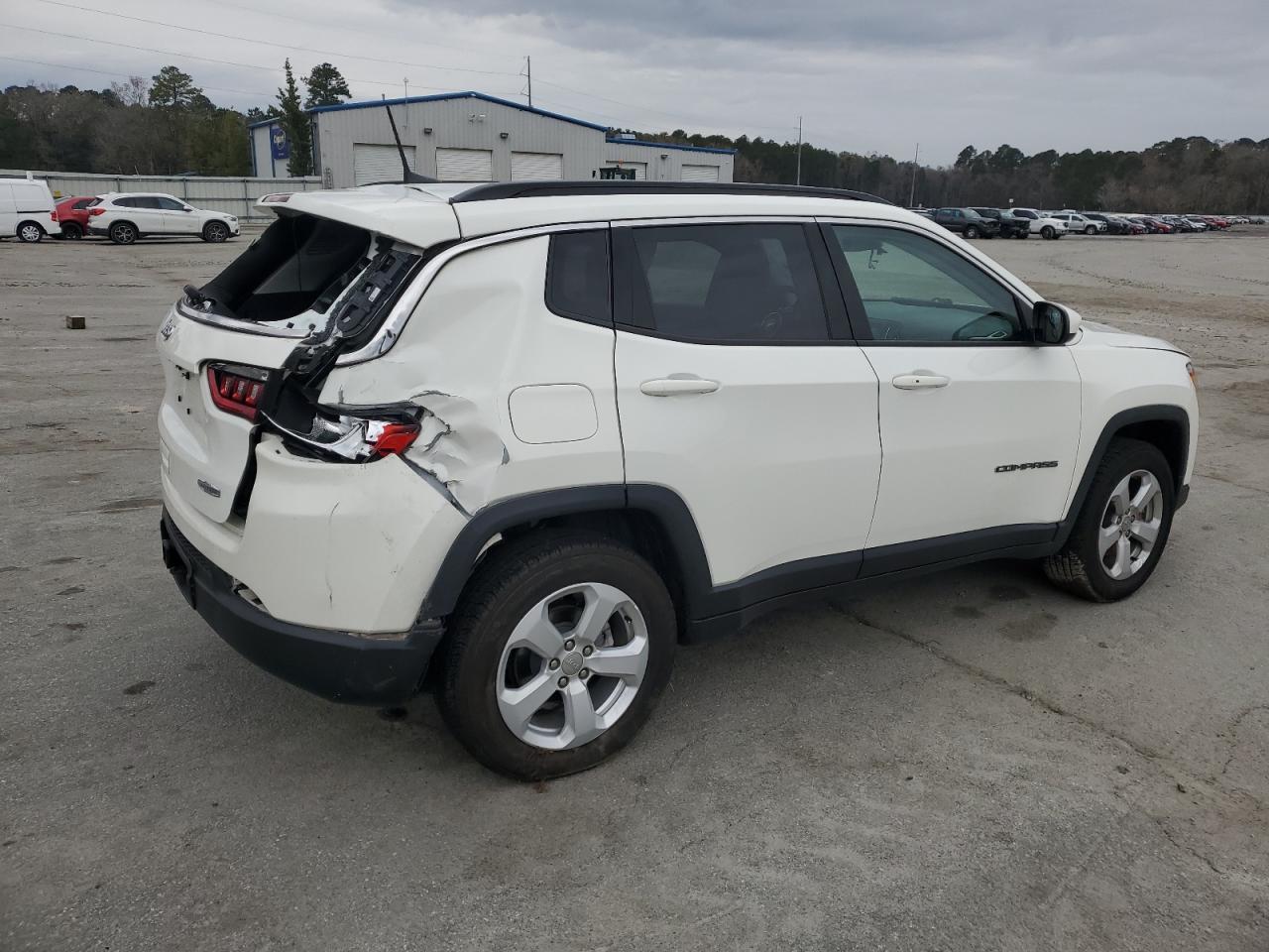 2021 Jeep Compass - Image 3
