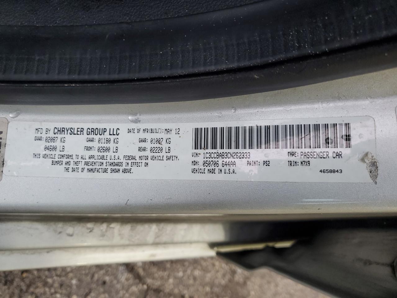 2012 Chrysler 200 - Image 12