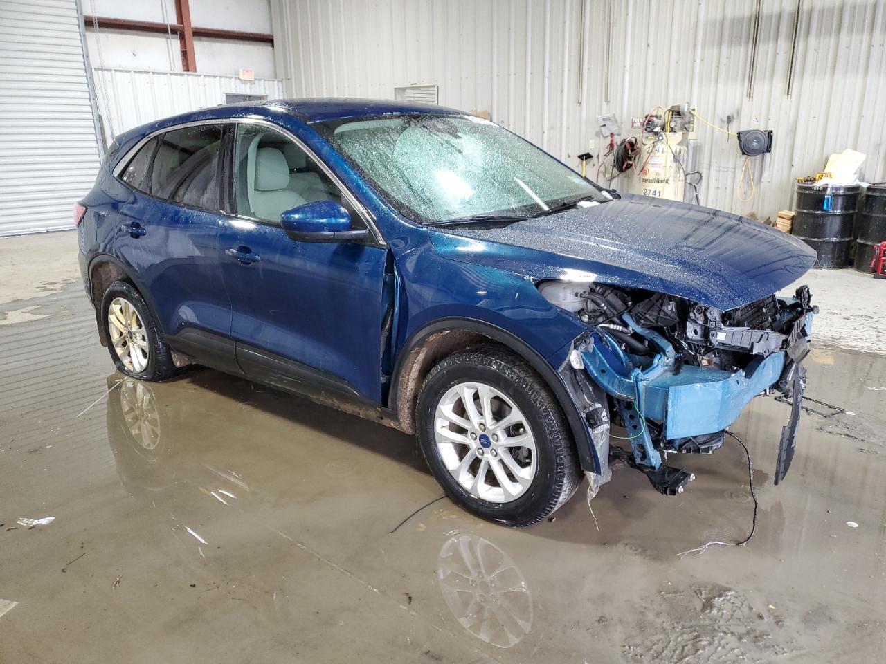 2020 Ford Escape - Image 4